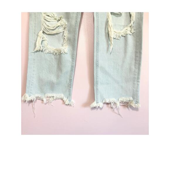 We The Free Maggie Straight Jean in Light Wash Size 29 - Picture 7 of 11